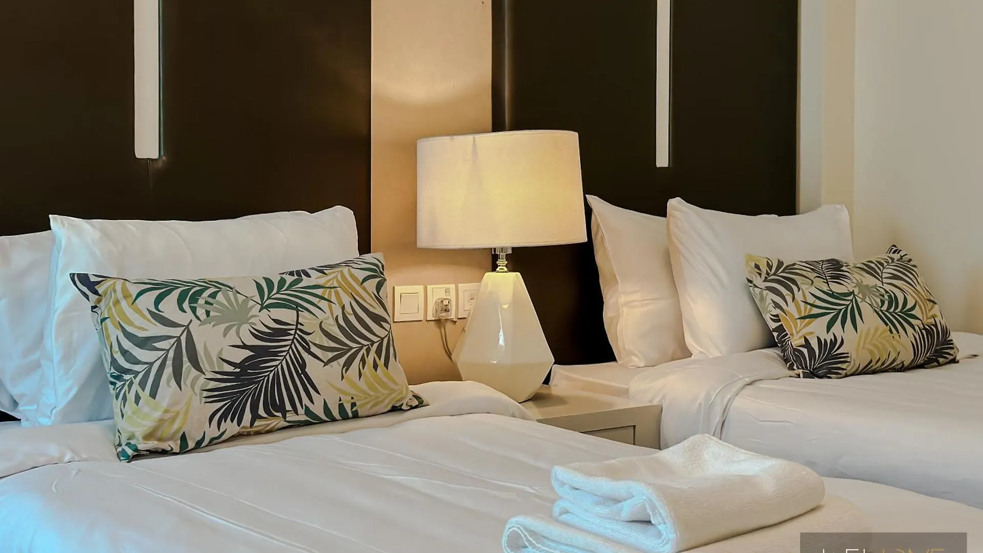 Welhome - Luxury Living In Business Bay 2Br + Maid'S Room Dubaj