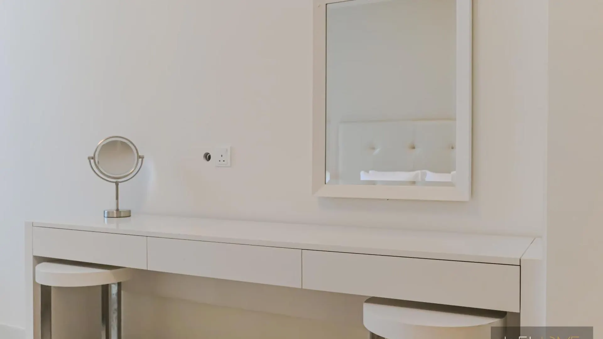 Welhome - Luxury Living In Business Bay 2Br + Maid'S Room Dubaj Apartament